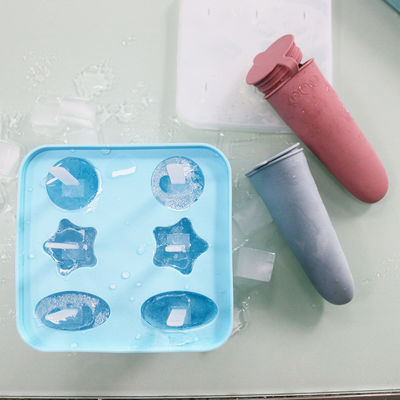 食品等級の柔らかいシリコーン材料が付いている家族DIYのアイス クリーム型の皿