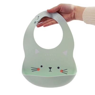 新生の赤ん坊のパン粉のキャッチャーのエコの友好的な文書が付いているかわいいシリコーンの胸当て