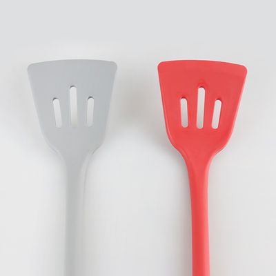 食品等級の安全なシリコーンの台所用品セットの鍋のシャベルのエコ友好的なOEM ODM