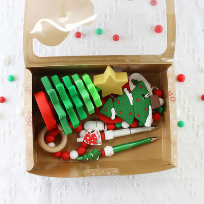 OEMの食品等級の赤ん坊のシリコーンはクリスマス ツリーの積み重ねのために友好的なエコをもてあそぶ