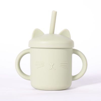 安全に飲める食品グレードのシッピーカップ