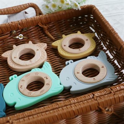 BPAフリー シリコン ベビー歯具 木製のリング 赤ちゃんのための歯の救済 耐久性