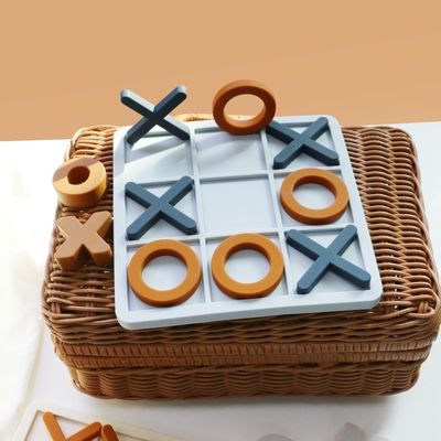 MOQ 50 セット シリコン XO ティックタック 指のパズル オーダーメイド ロゴ カラー BPA 無料 CE 証明書 シリコン 玩具