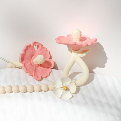 PAISEN カスタム 6ヶ月 花の植物形歯具 100% 天然ゴム歯具 シリコン歯具 噛む 揺れる 柔らかい 赤ちゃんおもちゃ